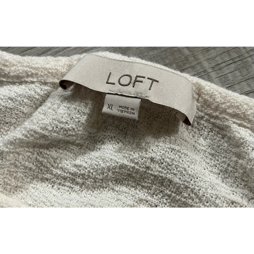 Loft cream textured puff sleeve blouse XL